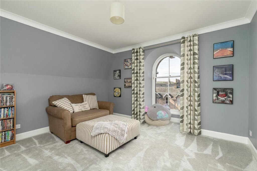 Bedroom/Playroom