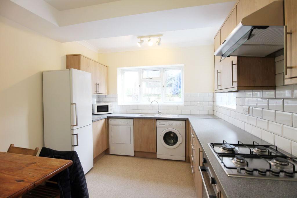 Kitchen living