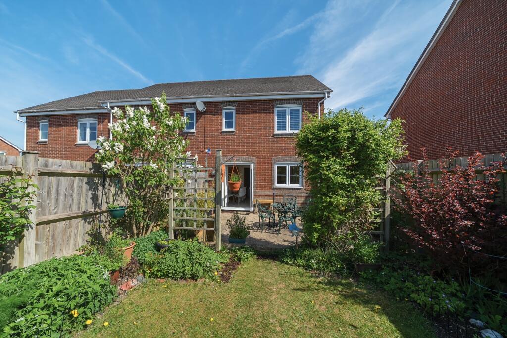 EweMove Basingstoke Estate Agents 