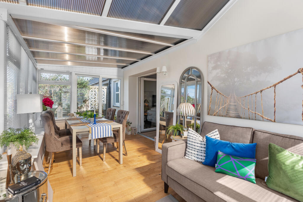Garden Room/Dining Room