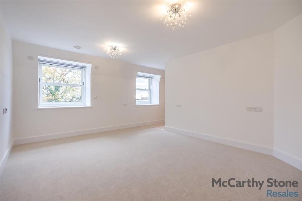 8671546-interior05.jpg