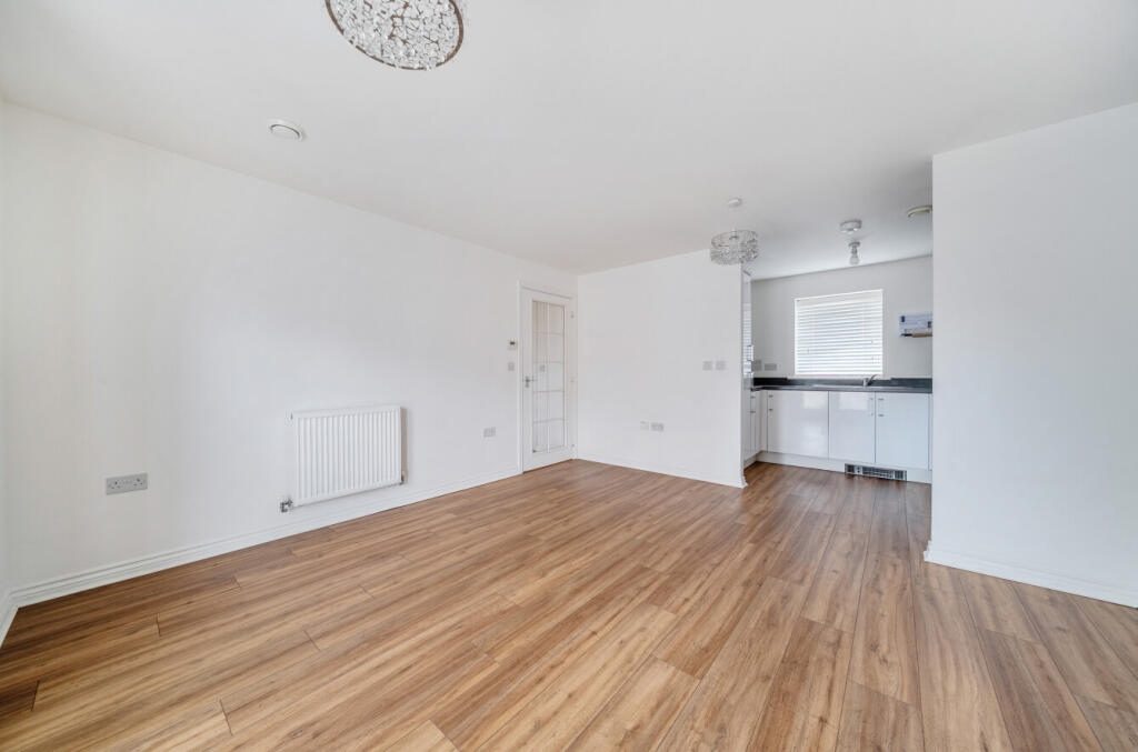 1360346-4-68d3f31...