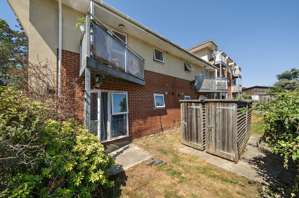 1320947-15-6870ec...