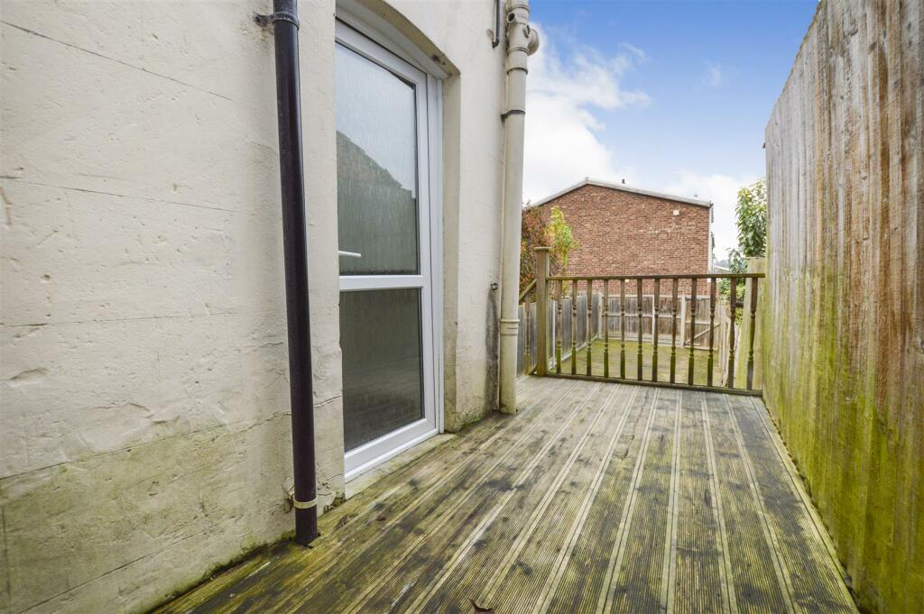 tlc_bb65d7f8-38d0-4571-9018-c21f807099bb_0bfeab9.j