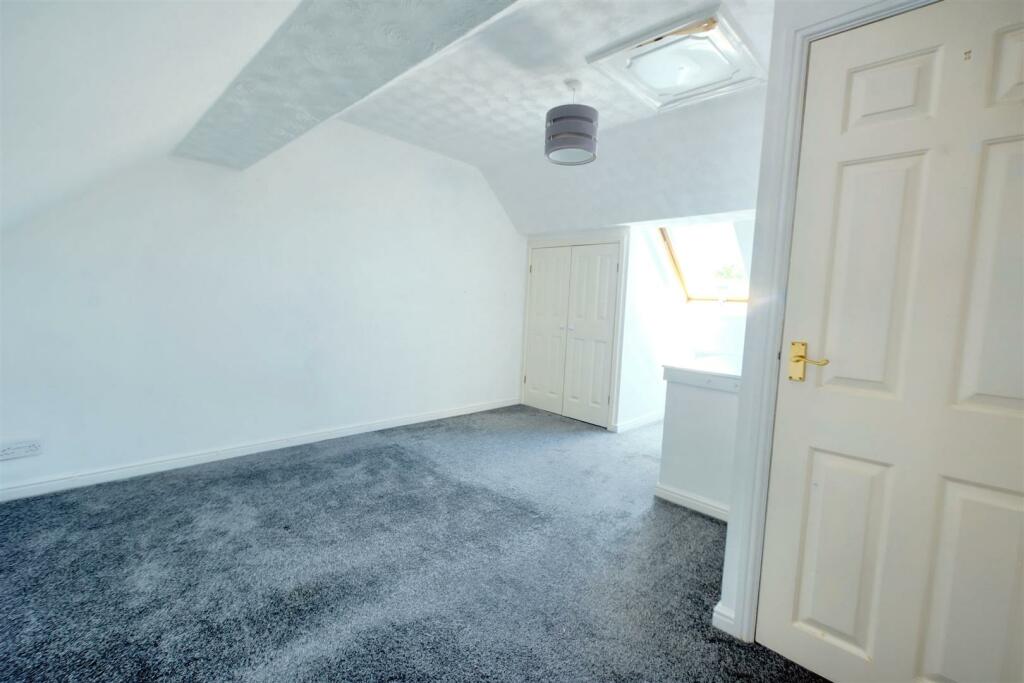TOP FLOOR ATTIC BEDROOM THREE