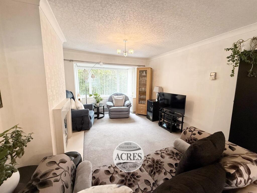 IMG_7016 (Large).jpg