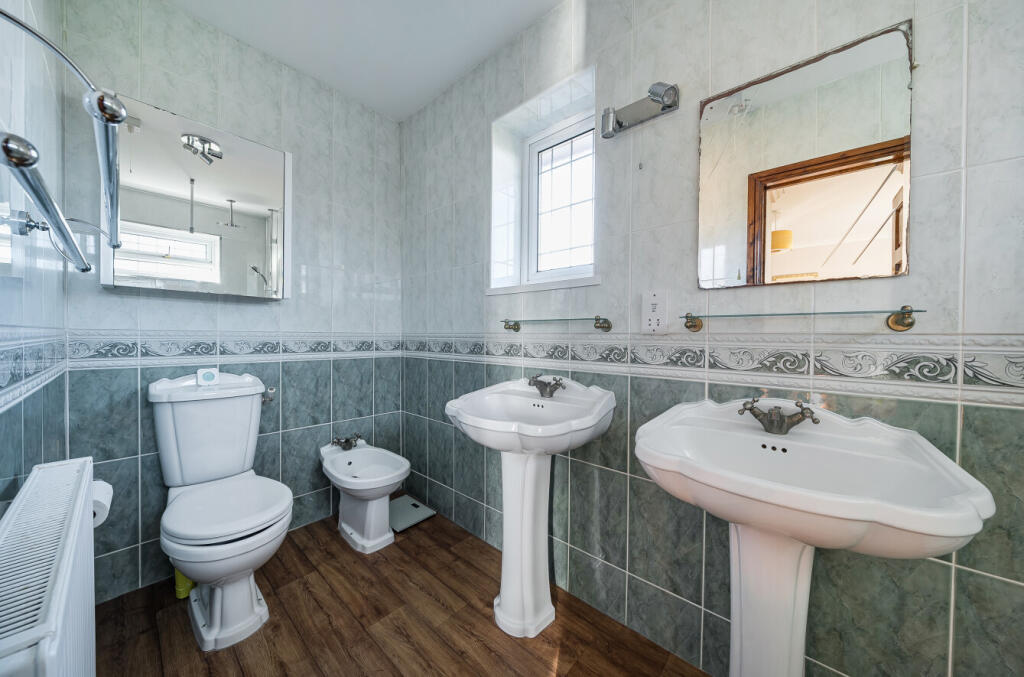 1371777-14-68fb52...