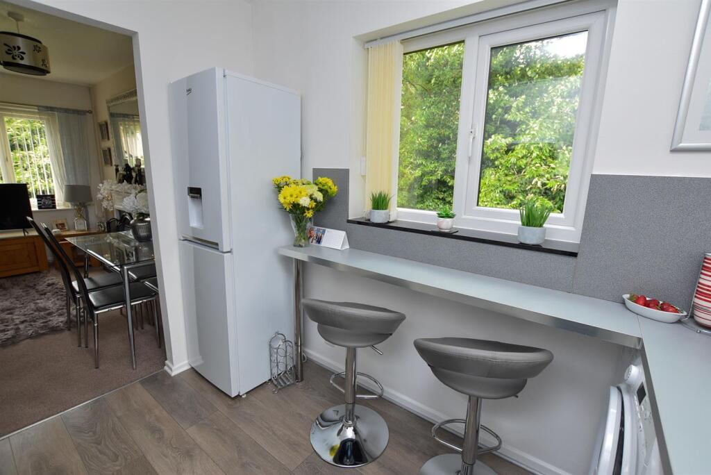 5 Eastham Mews (8).jpg