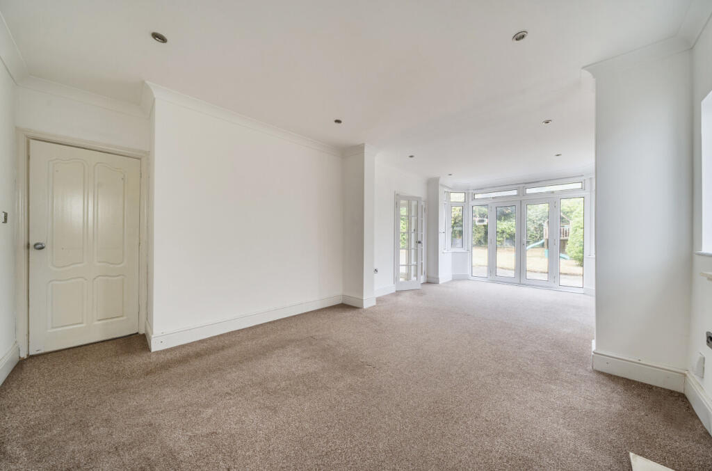 1346469-4-68b1962...