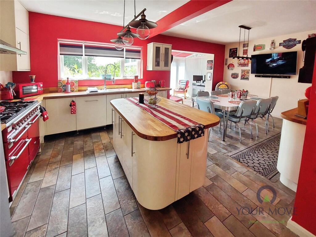 Open Plan Kitchen 2