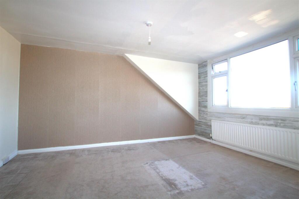 Bedroom.jpg