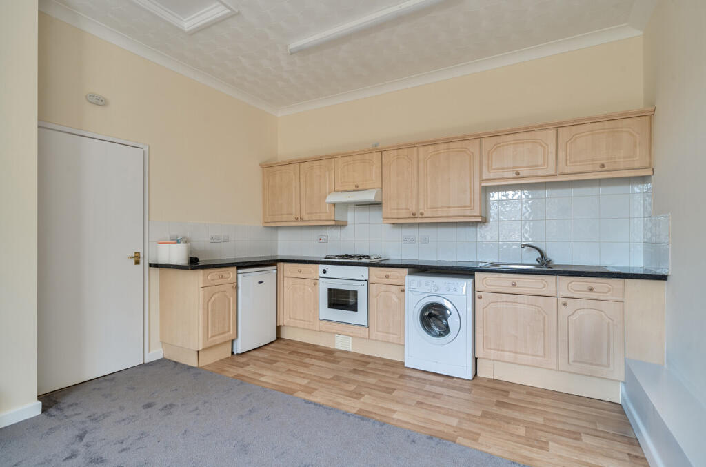 Kitchen/Lounge