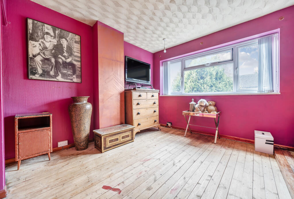 1370059-4-6900bc5...