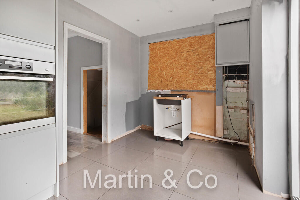 Kitchen 2