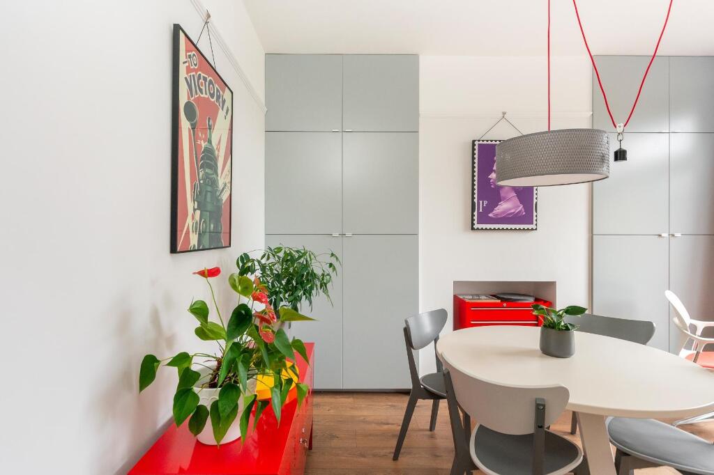 0J7ABN - Dining Room E.jpg