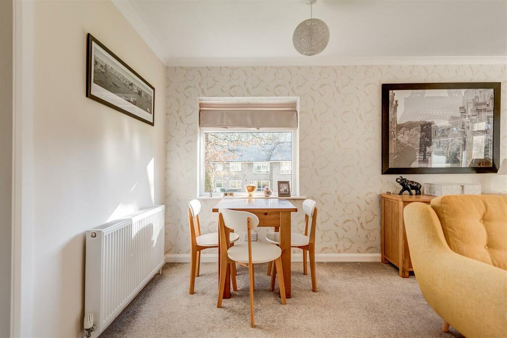 4LaurelCourt(Interior)(1of20).jpg