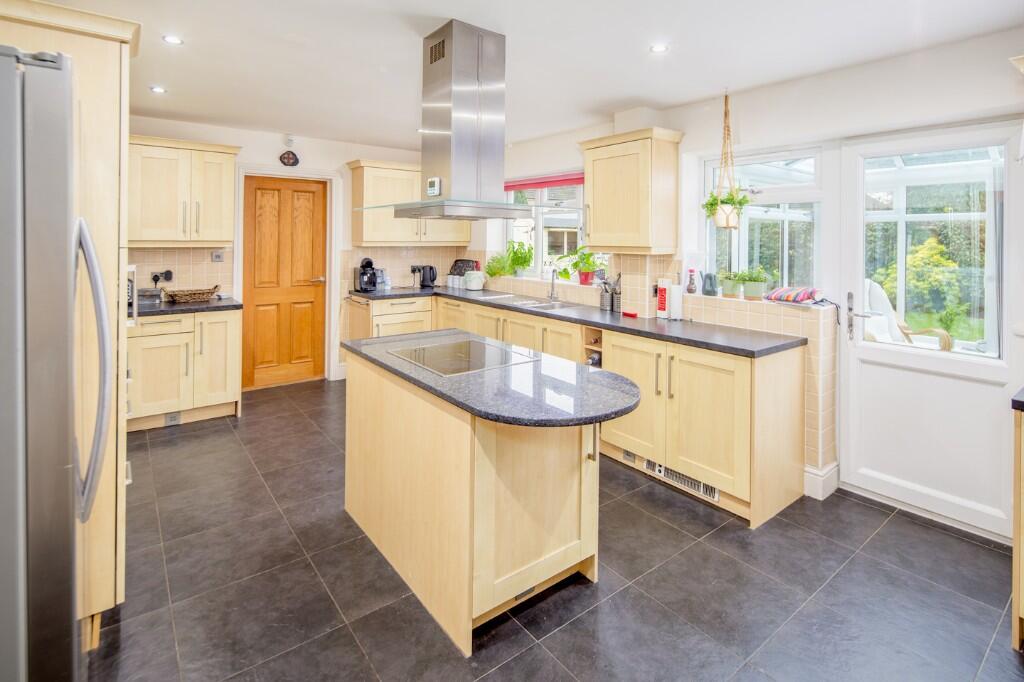 Kitchen Breakfast Rm
