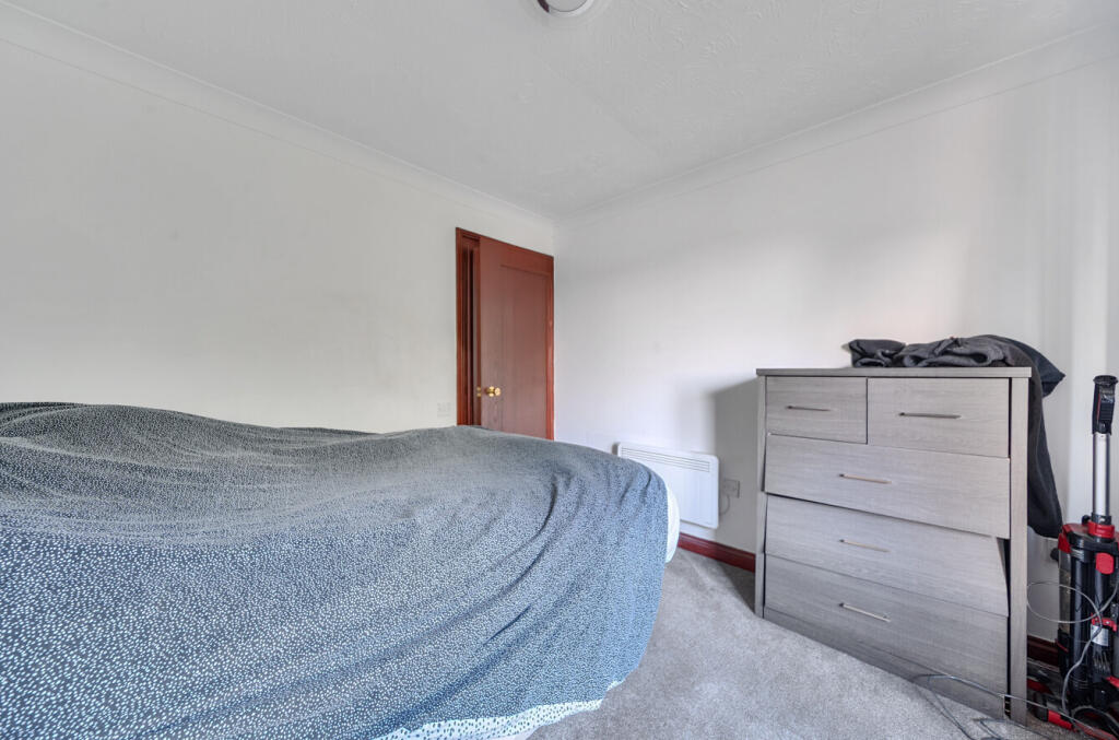 1330653-10-688d01...