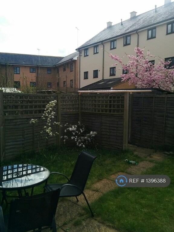 Garden View With Cycle Parking Space