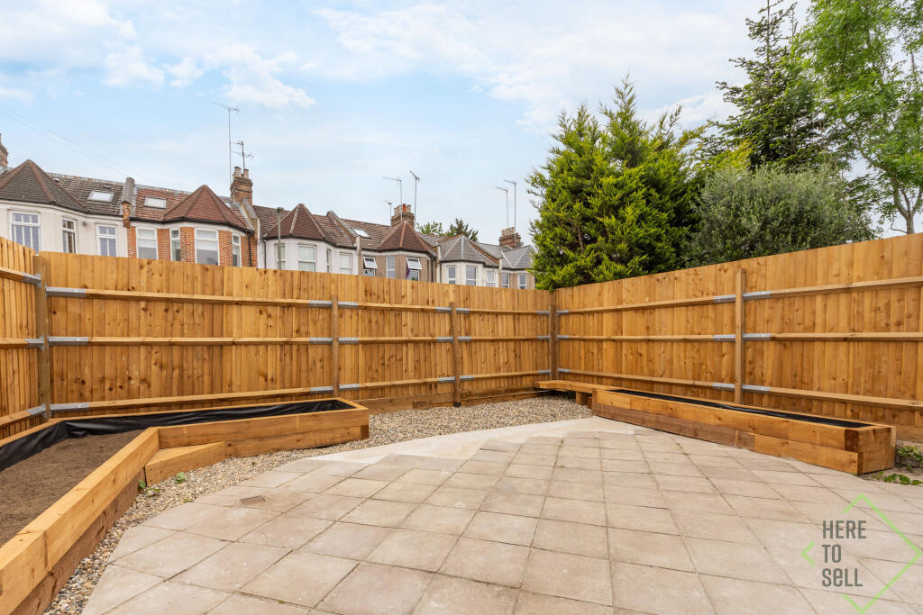 Pembroke Road, London , N10 2HT-25 (12)