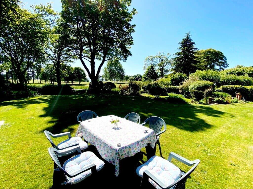 REAR GARDENS