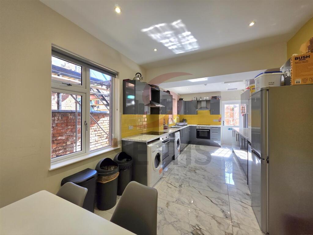 Communal Kitchen