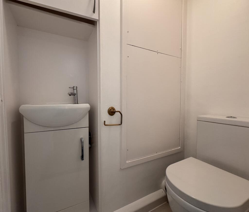 Aubrey Beardsley House, Vauxhall Bridge Road, Pimlico, SW1V