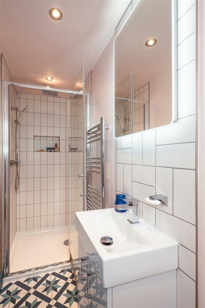 En Suite Shower Room