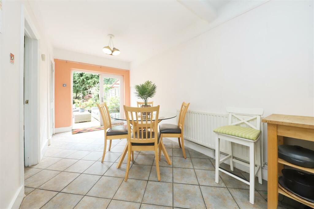 Breakfast Room