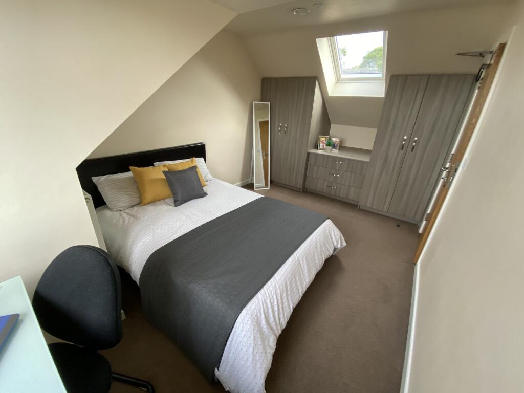 Aubourn - Bedroom.jpg