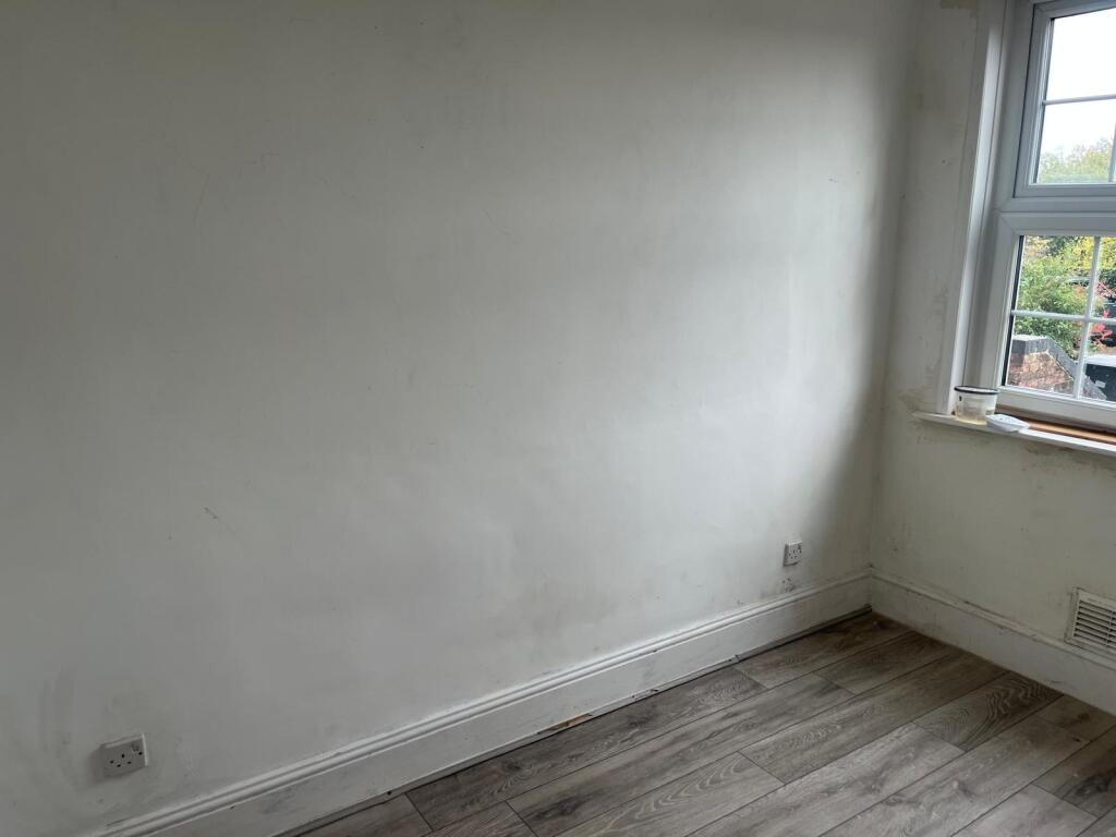Bedroom: