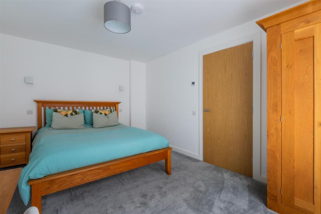 Hamilton Villas 3-24.jpg