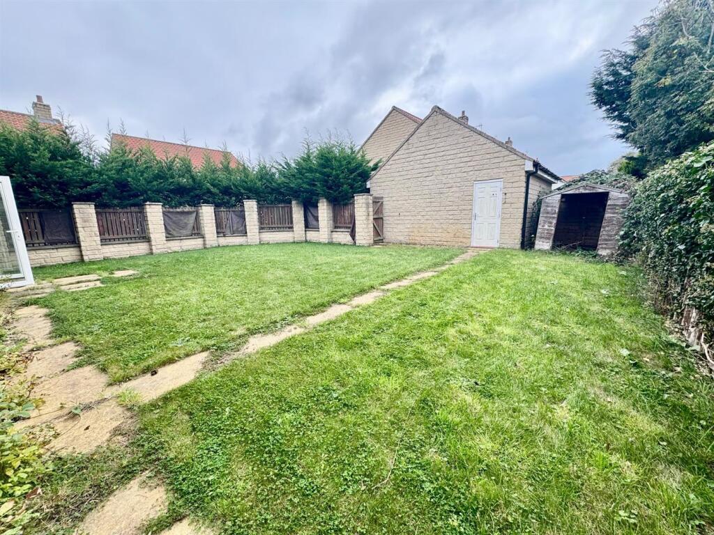 Garden 2.jpg