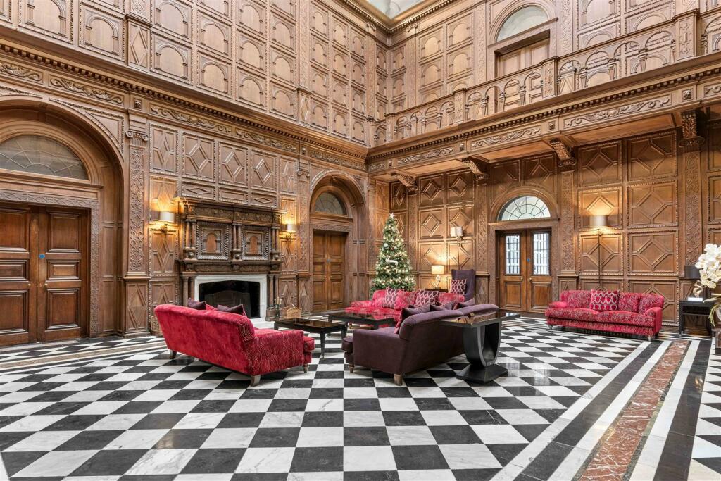 7 The Mansion 33.jpg