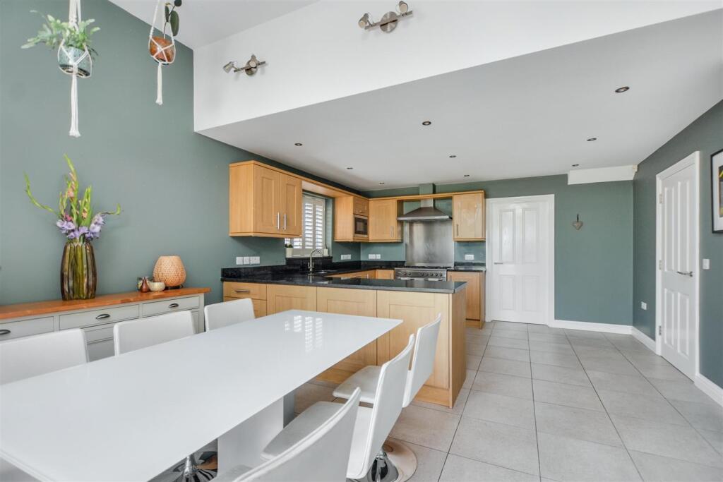 Kitchen Diner_3.jpeg