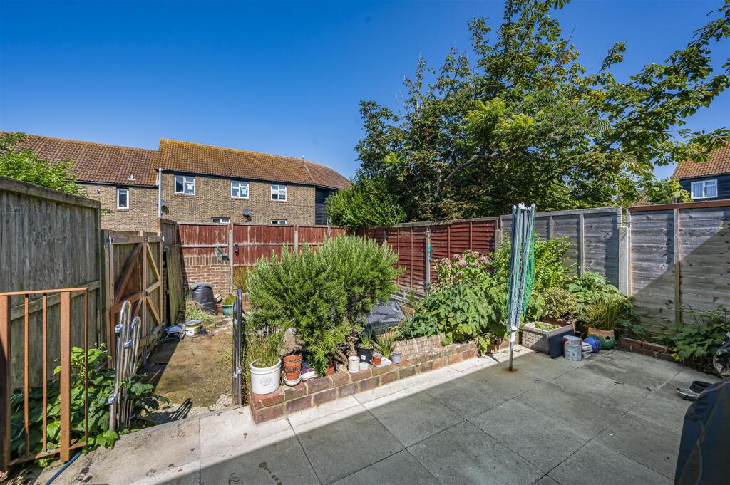 West Facing Rear Garden