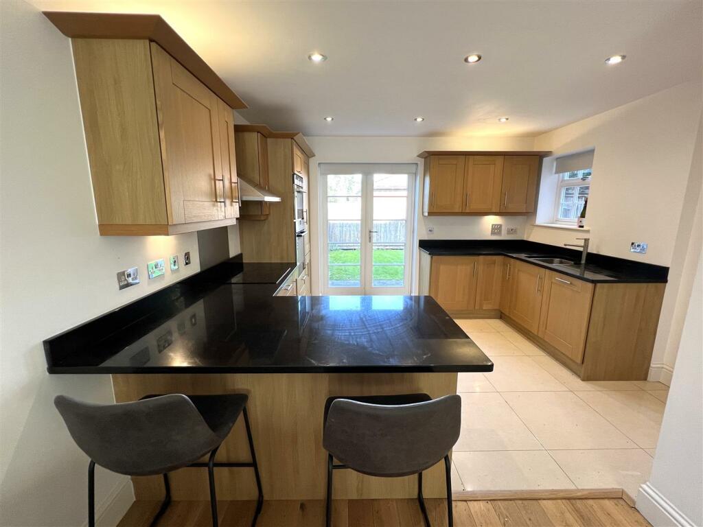 Kitchen C.JPG