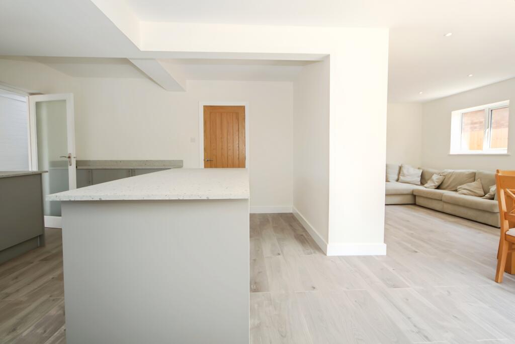 Living/kitchen/dining area