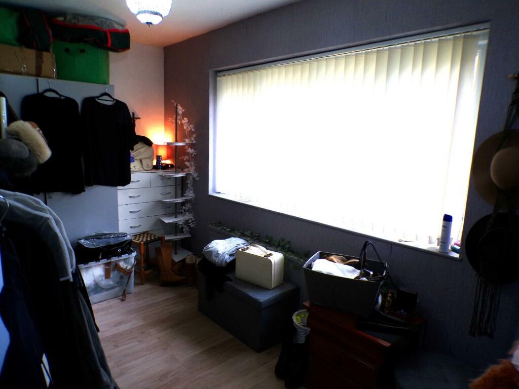 MonsallRd133bed4.JPG