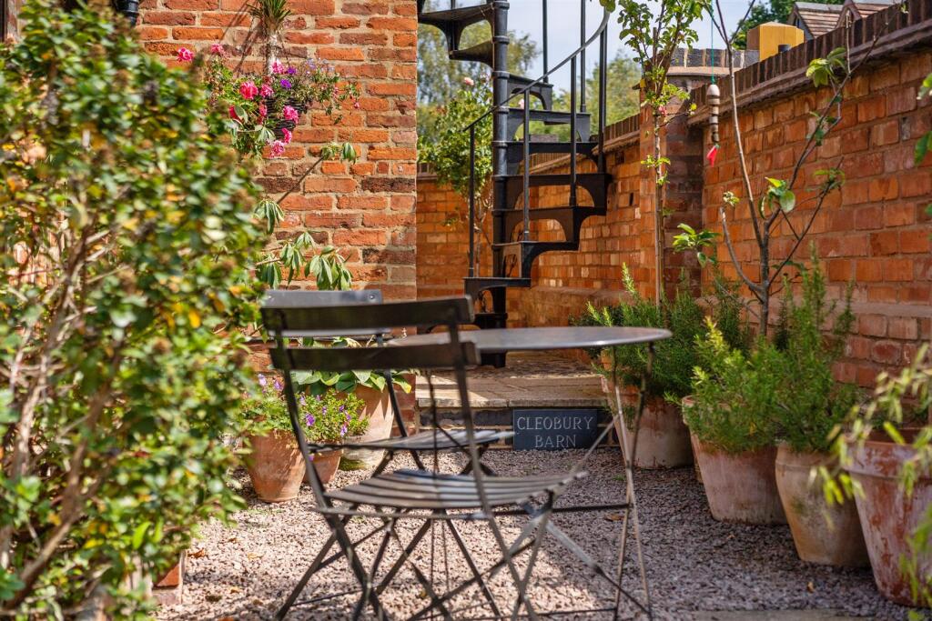 Little Cleobury Barn_252.jpg