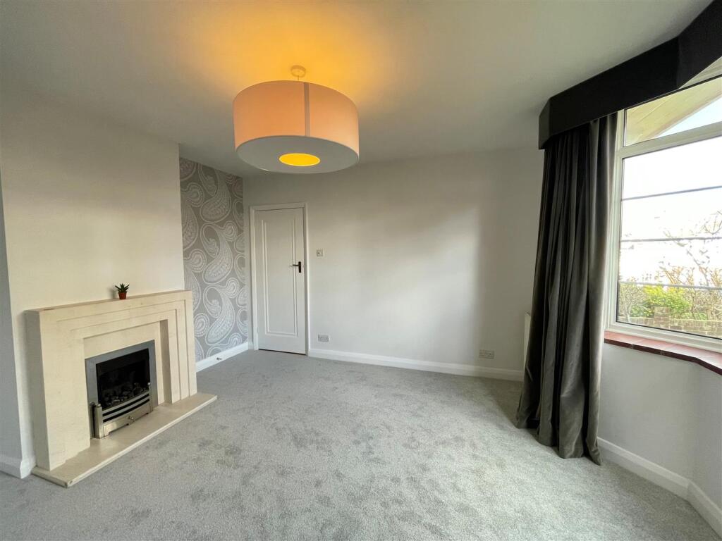 16CNorthRoad_ReceptionRoom.jpg