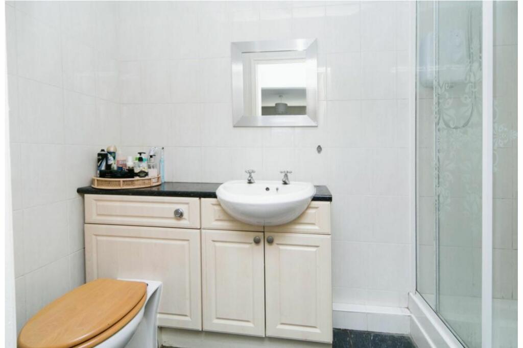 En-suite Shower Room