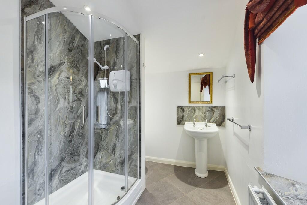 Master EnSuite 