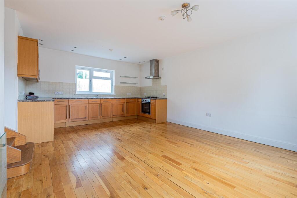 4 Princes Mansions-2.jpg