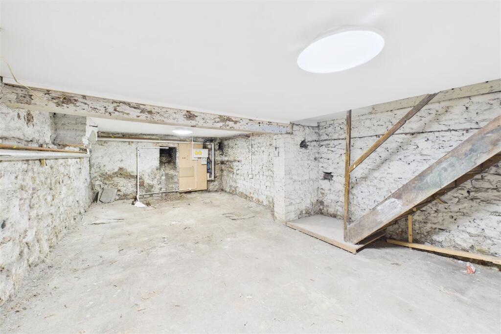 1 Osborne Villas Kingsdown, Bristol, BS2 8BP | Fre