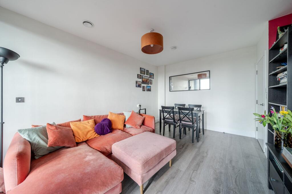 Living / dining room