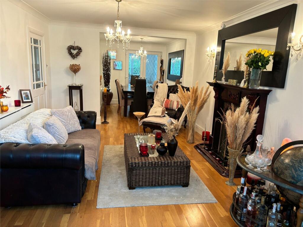 Open Plan Lounge/Din