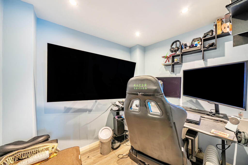 1394867-13-695be9...