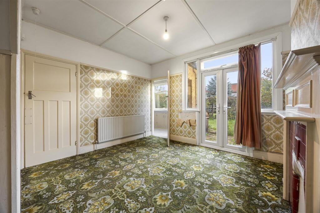 Dining Room.jpg