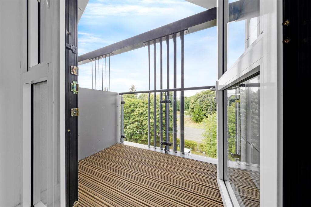 13-8638PFMCS - 45 The Clockhouse-150.jpg